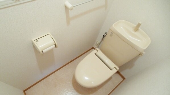 フェリ-チェ カ-サAの物件内観写真